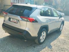 Сүрөт унаа Toyota RAV4