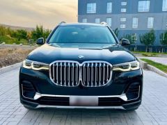 Фото авто BMW X7