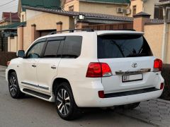 Сүрөт унаа Toyota Land Cruiser