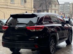 Сүрөт унаа Toyota Highlander