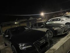 Сүрөт унаа Audi A8