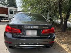 Photo of the vehicle BMW 5 Series