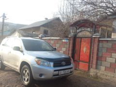 Сүрөт унаа Toyota RAV4