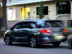 Сүрөт унаа Honda Odyssey