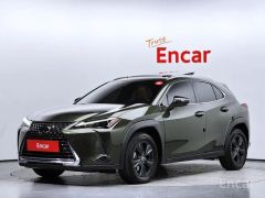 Фото авто Lexus UX