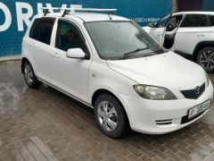 Photo of the vehicle Mazda Demio