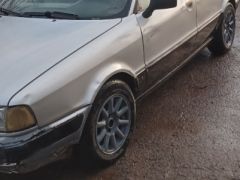 Сүрөт унаа Audi 80