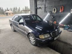 Сүрөт унаа Mercedes-Benz C-Класс