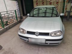 Фото авто Volkswagen Golf