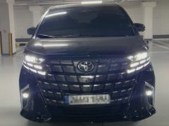 Фото авто Toyota Alphard