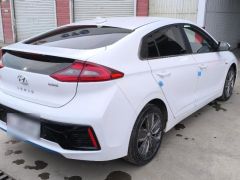 Photo of the vehicle Hyundai IONIQ