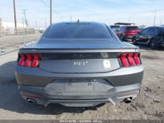 Фото авто Ford Mustang