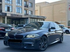 Photo of the vehicle BMW 5 Series