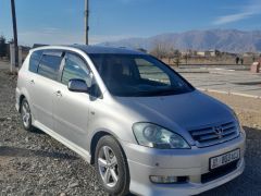 Фото авто Toyota Ipsum