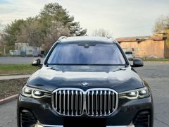 Фото авто BMW X7