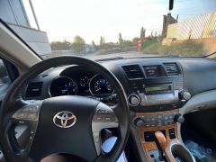 Сүрөт унаа Toyota Highlander