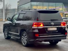 Фото авто Toyota Land Cruiser