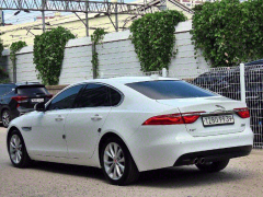 Photo of the vehicle Jaguar XF