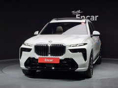 Фото авто BMW X7