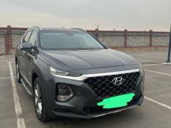 Photo of the vehicle Hyundai Santa Fe