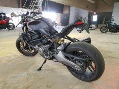 Сүрөт унаа Ducati Monster