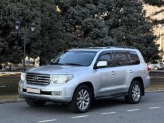 Photo of the vehicle Toyota Land Cruiser