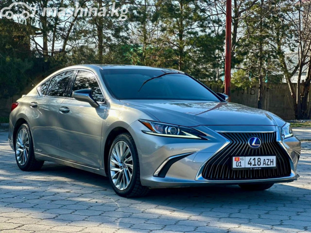 Lexus ES