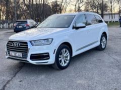 Photo of the vehicle Audi Q7