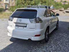 Сүрөт унаа Toyota Harrier