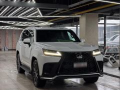 Сүрөт унаа Lexus LX