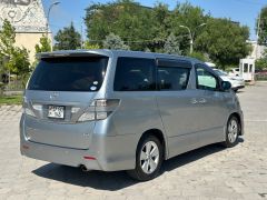 Фото авто Toyota Vellfire