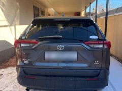 Сүрөт унаа Toyota RAV4