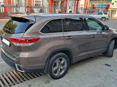 Сүрөт унаа Toyota Highlander