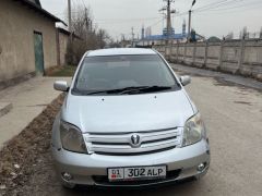 Сүрөт унаа Toyota Ist