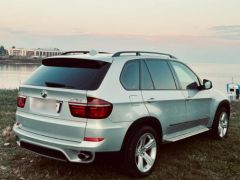 Photo of the vehicle BMW X5