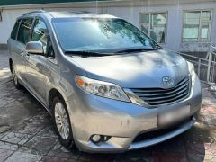 Сүрөт унаа Toyota Sienna