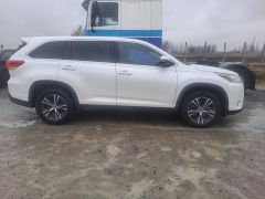 Сүрөт унаа Toyota Highlander