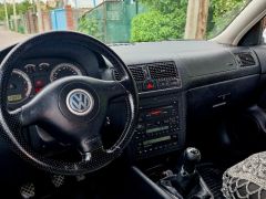 Сүрөт унаа Volkswagen Golf