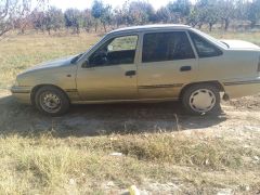 Сүрөт унаа Daewoo Nexia