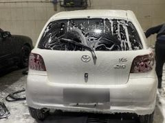 Photo of the vehicle Toyota Vitz