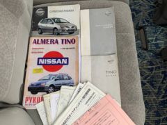 Фото авто Nissan Almera Tino