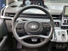 Сүрөт унаа Hyundai Staria