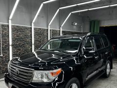 Photo of the vehicle Toyota Land Cruiser