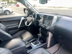 Сүрөт унаа Toyota Land Cruiser Prado