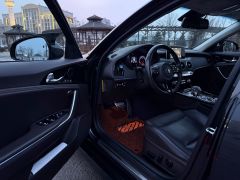 Сүрөт унаа Kia Stinger