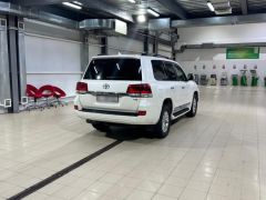 Фото авто Toyota Land Cruiser