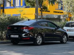 Сүрөт унаа Hyundai Elantra