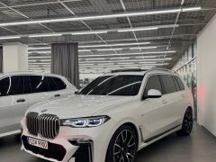 Фото авто BMW X7