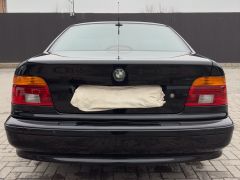 Photo of the vehicle BMW 5 Series