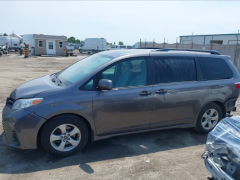 Сүрөт унаа Toyota Sienna